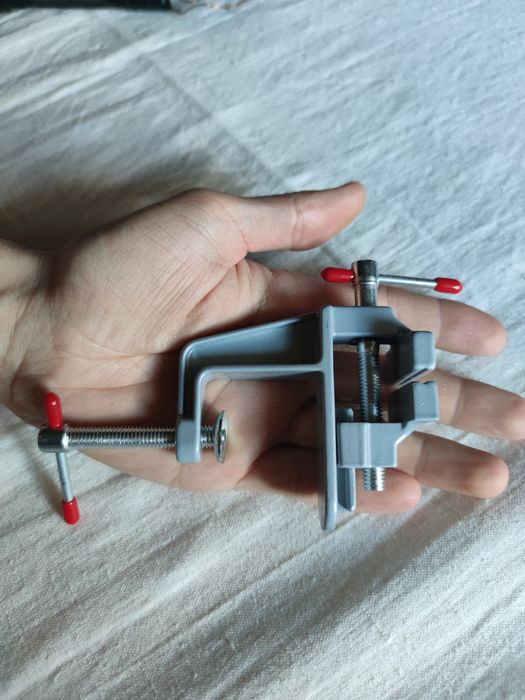 Мини тиски 35мм алюминиевые для пайки сверления