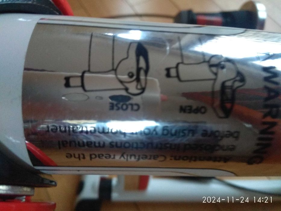 Trenażer pod rower ELITE Qubo Power Mag Smart B+