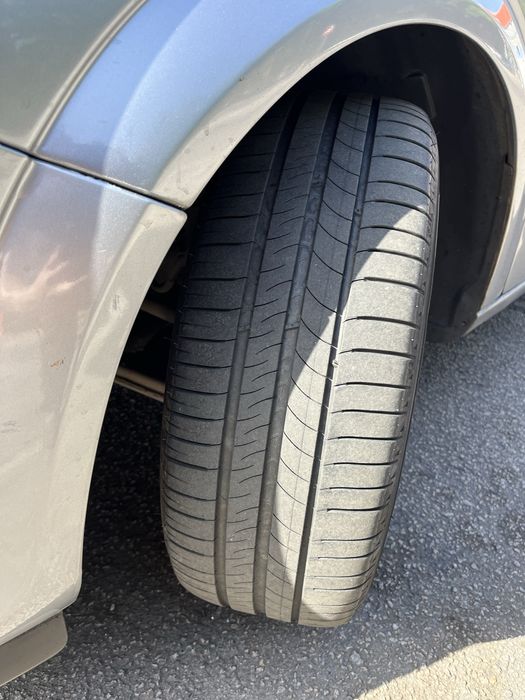 Vendo ou troco por carro de maior gama con avaria