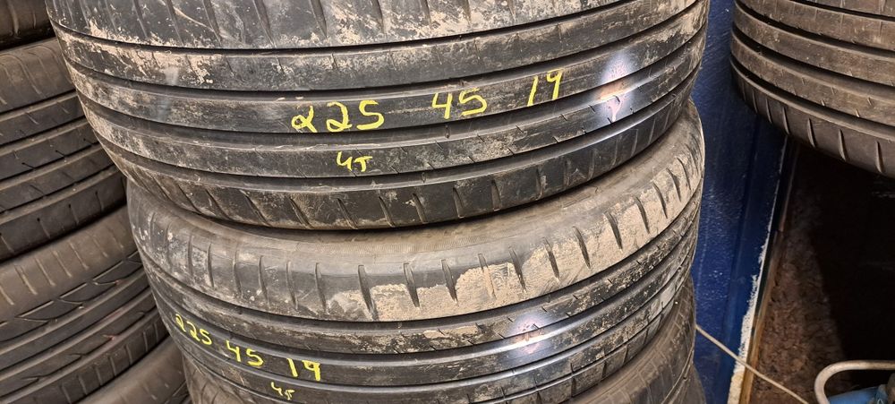 Pneus 225/45/19 pirelli ,michelin,continental