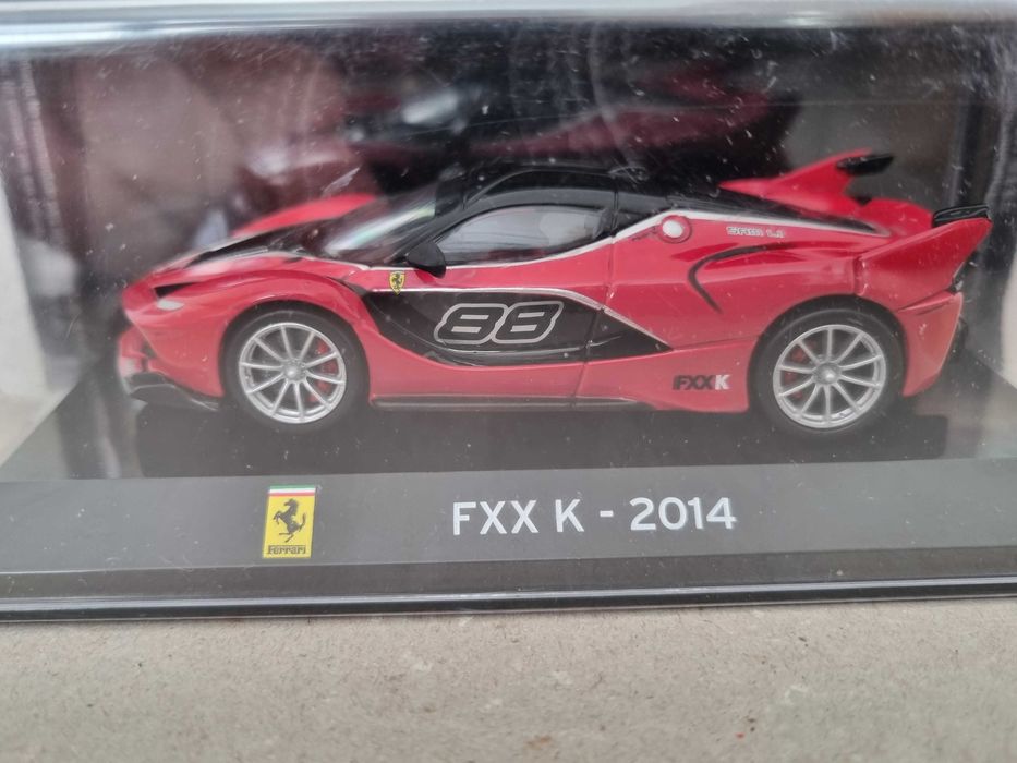 miniatura Ferrari 1:43