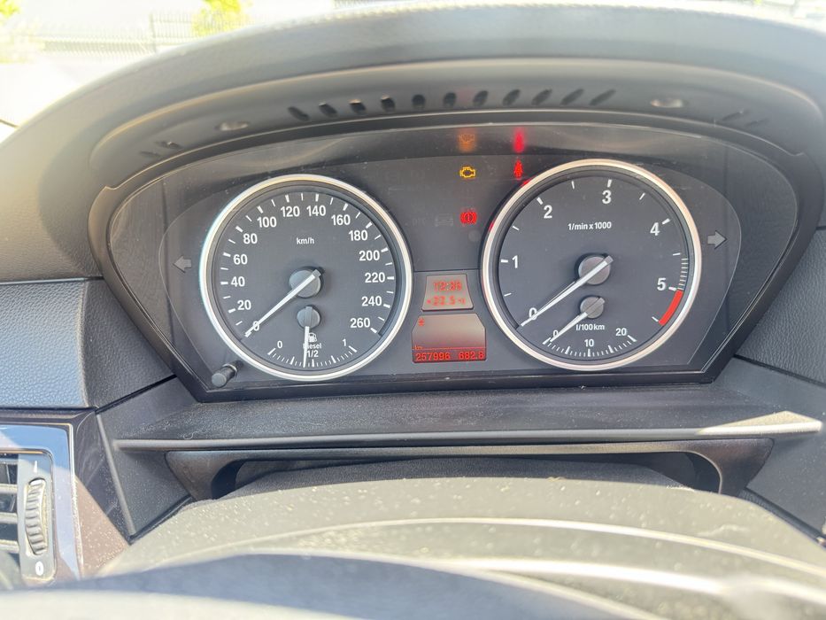 BMW 520D - 5 portas