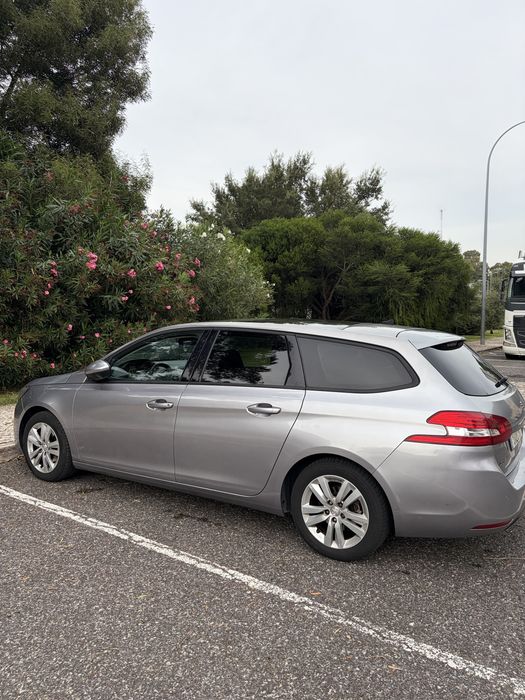 Peugeot 308 SW 1.6 BLUEHDI 120cv foto 3