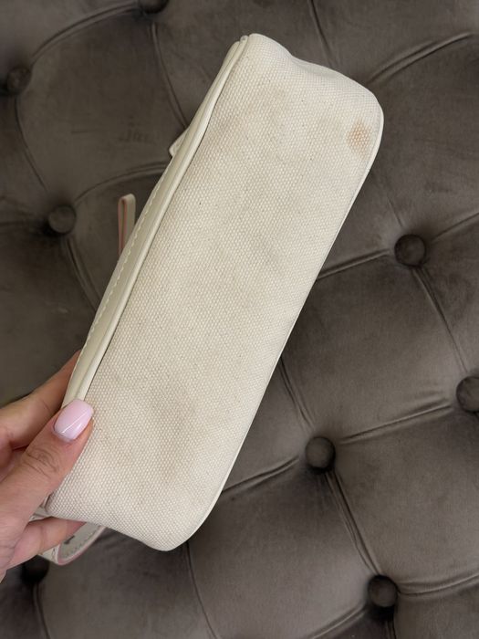 Сумка Balmain B-Army Logo Shoulder Bag in Cream