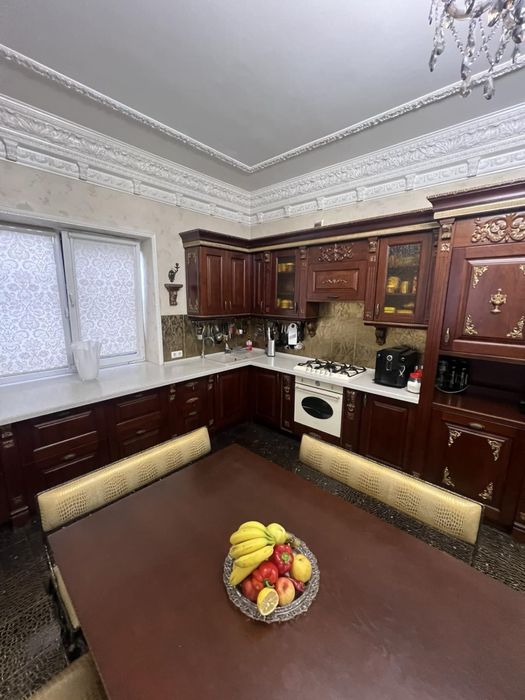 Продам будинок в м Бровари