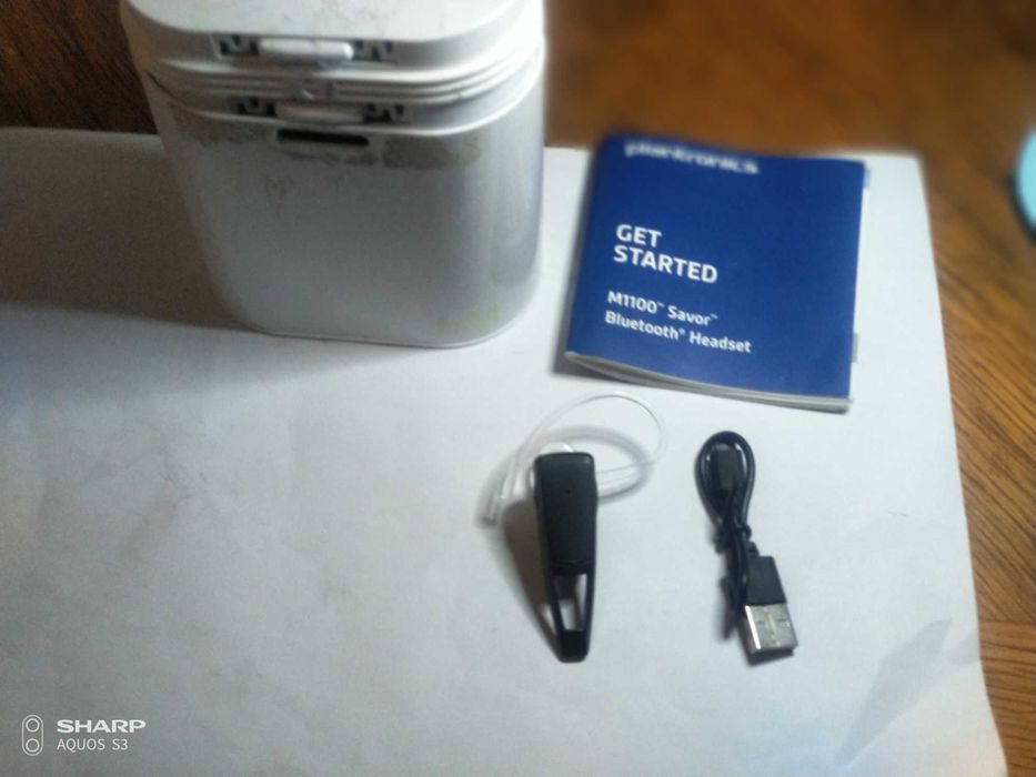 Bluetooth гарнитура Plantronics M1100
