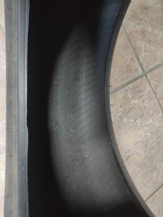Pneu da marca Kormoran 205/60 R15 91V
