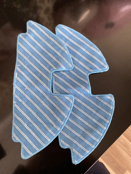 Набір щітки + фільтр, та серветки для вологого прибирання 2 шт