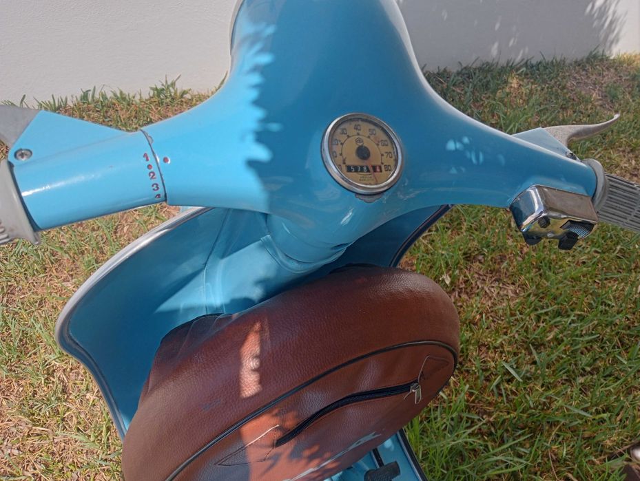 Vespa 50s restaurada