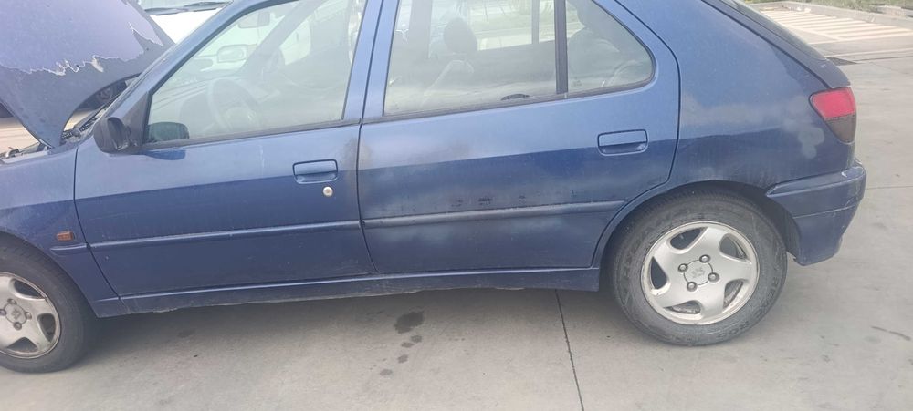 Peugeot 306 1.4 gasolina para Peças