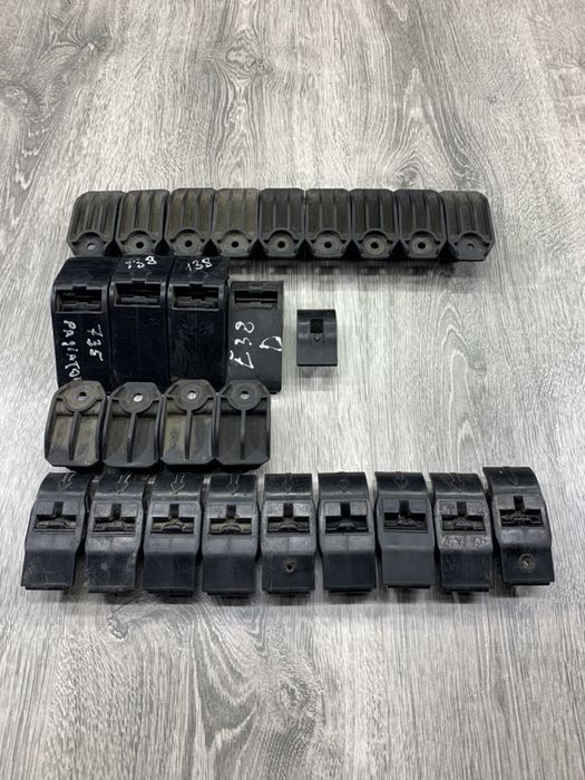 Кріплення радіатора верх Бмв подушки радіатора низ Розборка