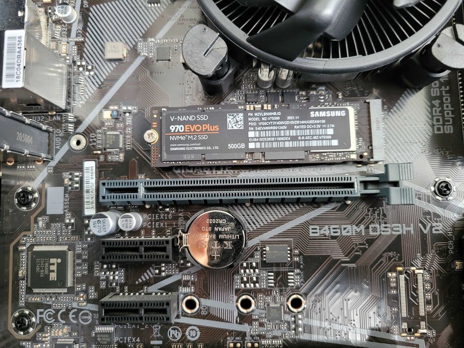 Komputer gamingowy i7 10700, Gigabyte B460M, SSD M.2, DDR4 32GB, W11