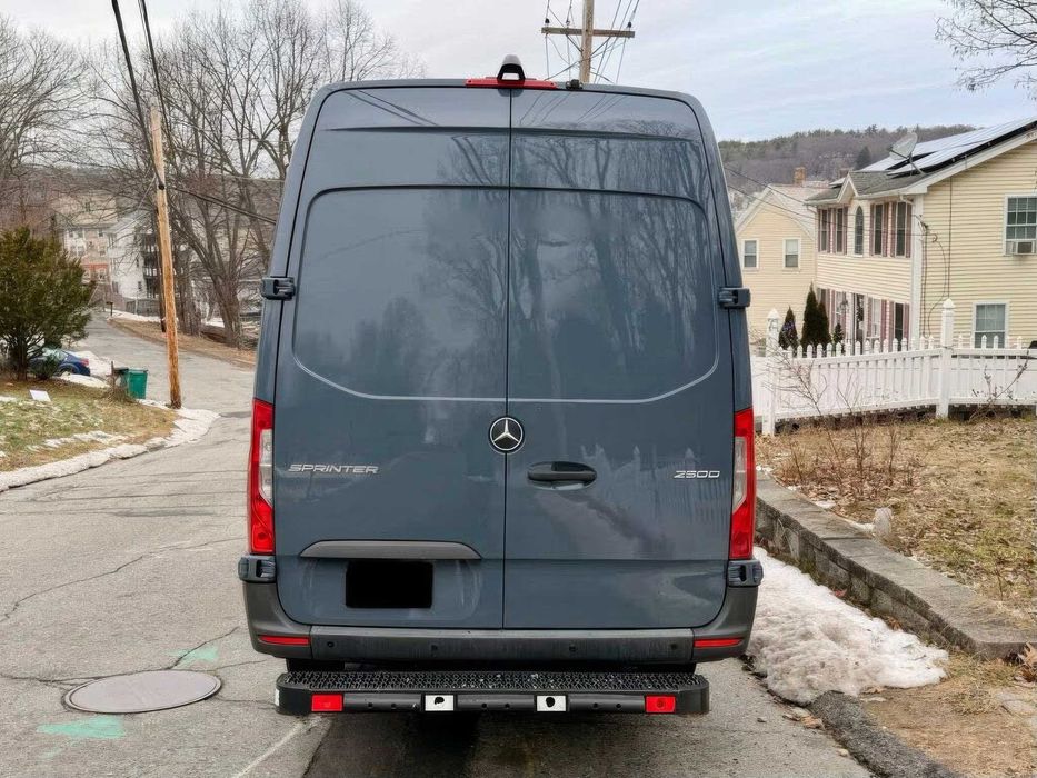 Mercedes-Benz  Sprinter      2019