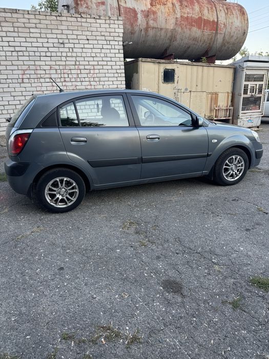 Kia rio 2006 1.4 150проб 1 власник