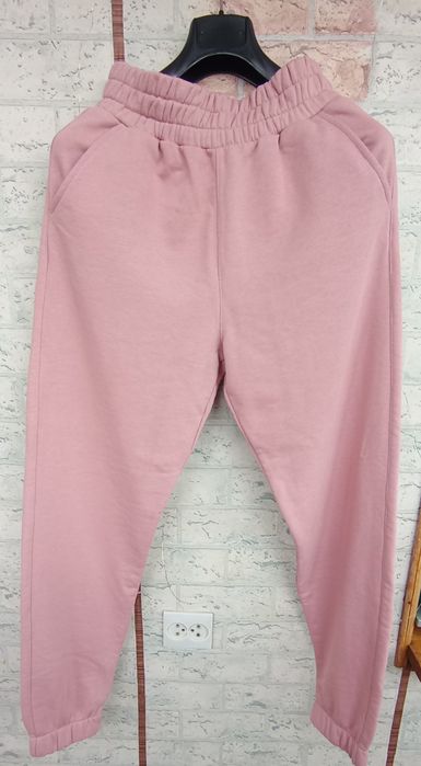 Спортивний костюм жіночий