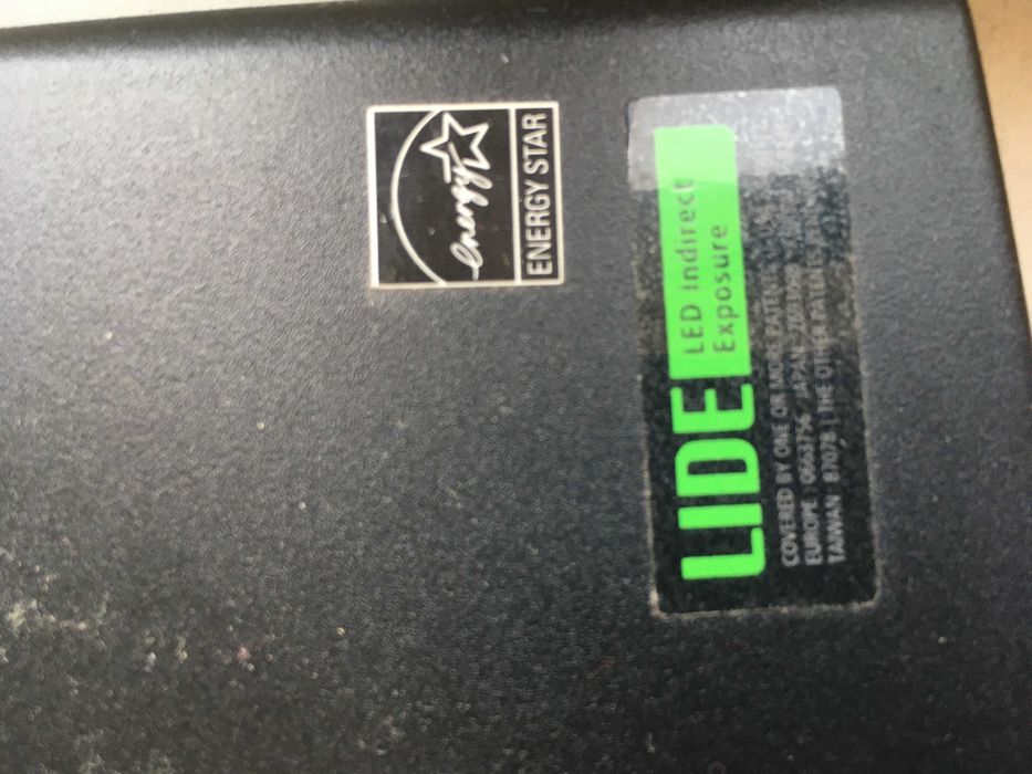 сканер Canoskan lide 25