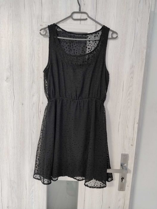 czarna sukienka  s