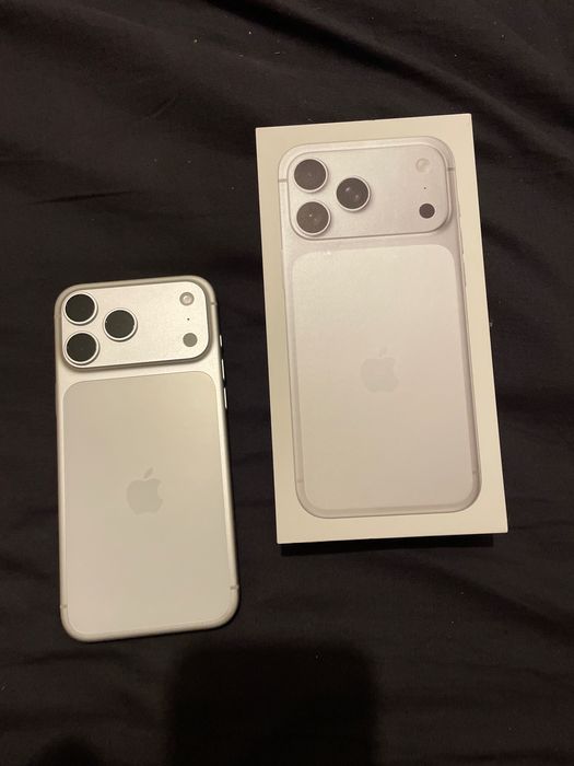 iphone 17 pro max/256gb