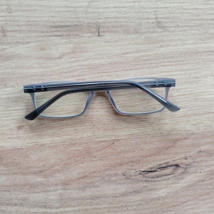 Okulary korekcyjne dziecięce oprawki  Vision Express