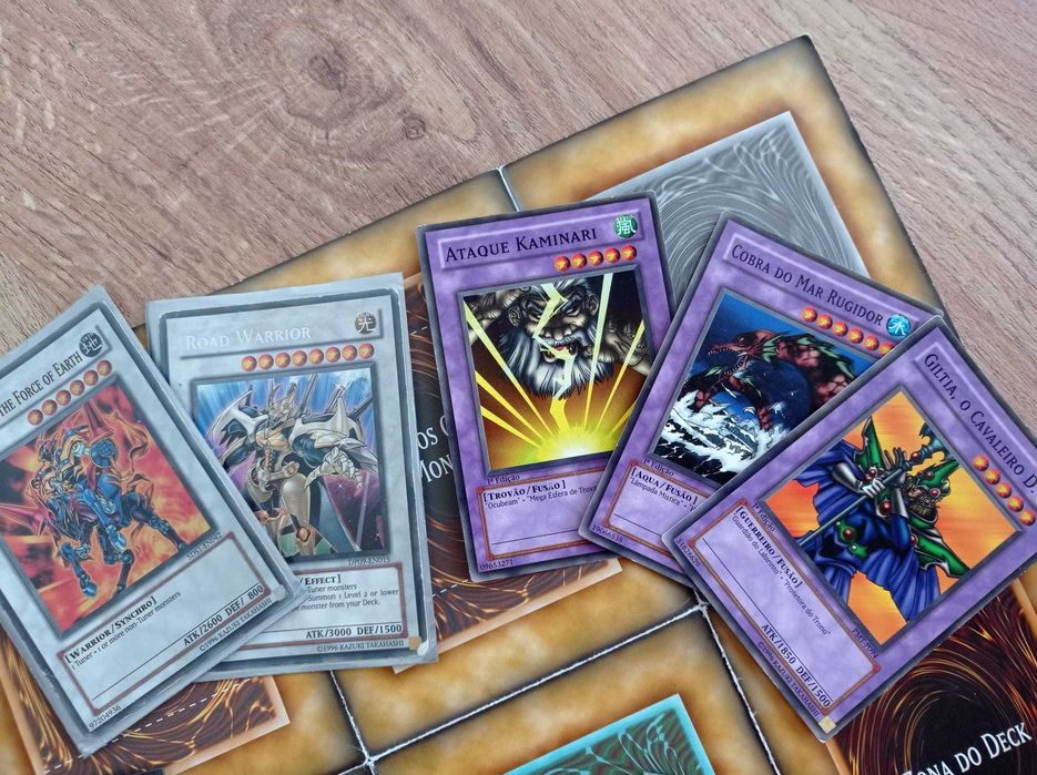 +50 Cartas Yu-Gi-Oh C/ raras