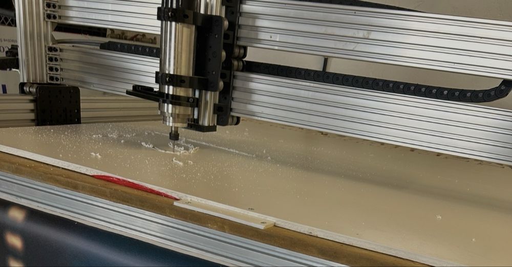 Cnc Router com estrotura em ferro