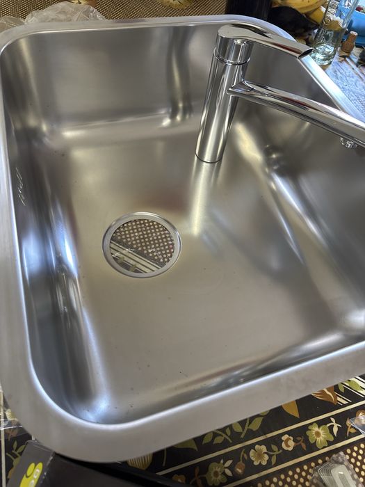 Pia Inox 50x40x18 + Torneira Nova – Nunca Usadas