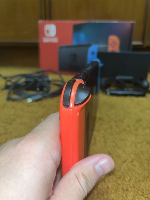 Nintendo Switch V2 + sd 256 gb