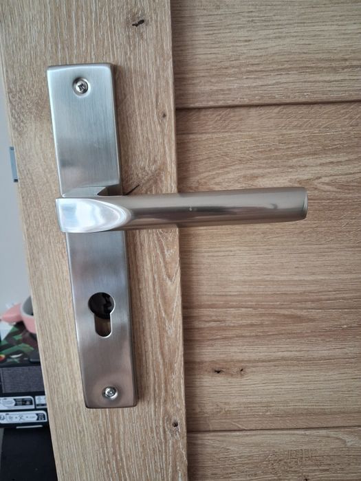 Nowe klamki domino cono m9 nikiel pz72