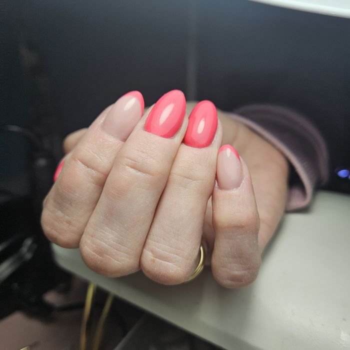 Modelka na paznokcie