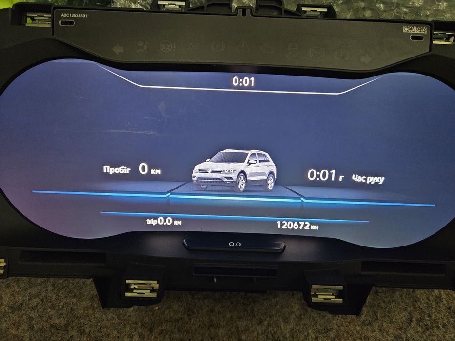 Приборка, щиток приборів VW Tiguan