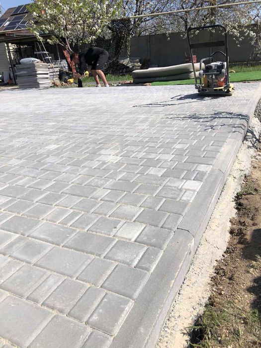 Укладка тротуарный плитки