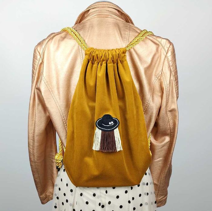 Welurowy plecak worek hand made do szkoły Miejski plecaczek damski