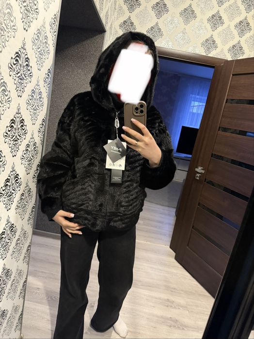 Продам шубку з еко хутра