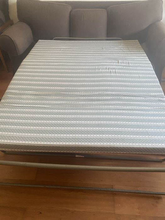 Sofa cama 3 lugares