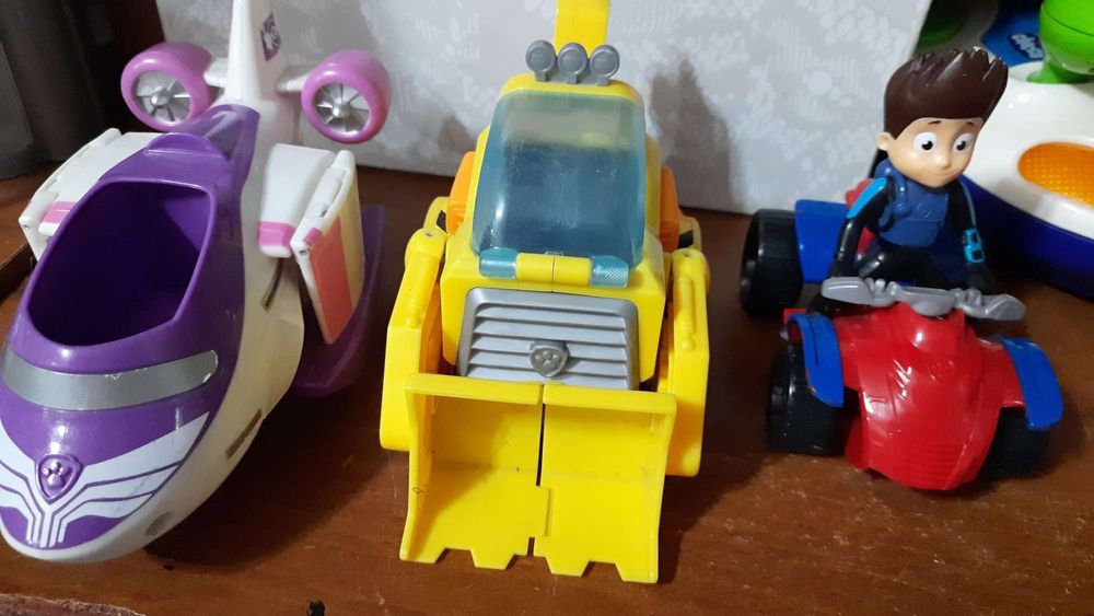 Недорого, машинки з серії Щенячий патруль  комплекті