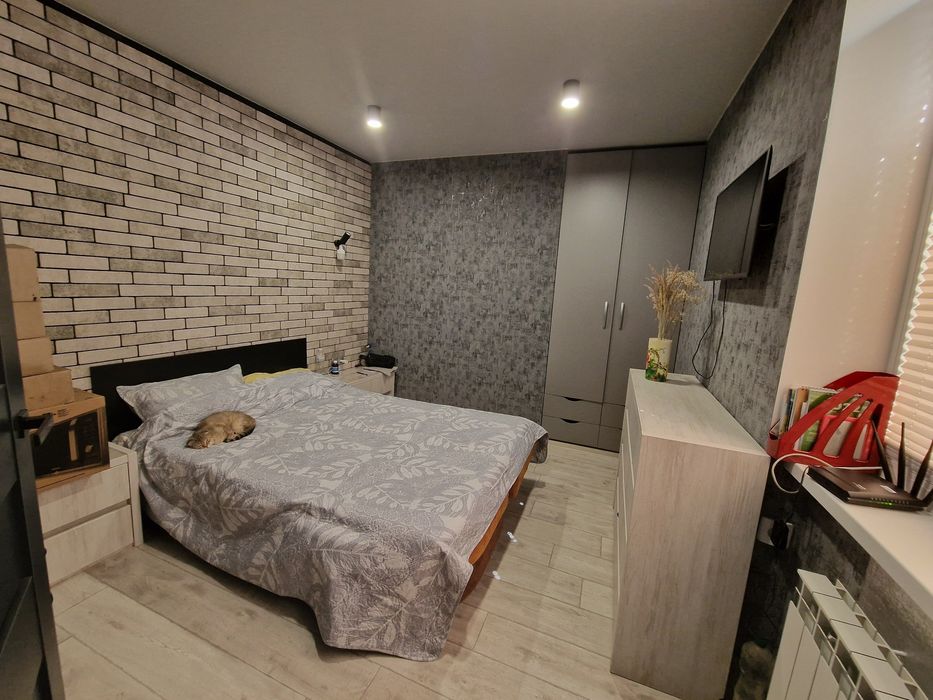 Продам 2к Слобожанский Тепличная студия и 2 спальни с авт. Юбилейный