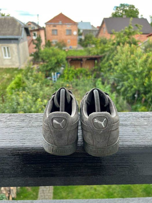 Кросівки Puma Suede (40.5)