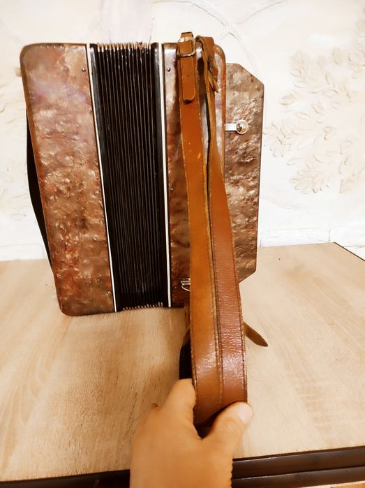 Продам гармонь в гарному стані