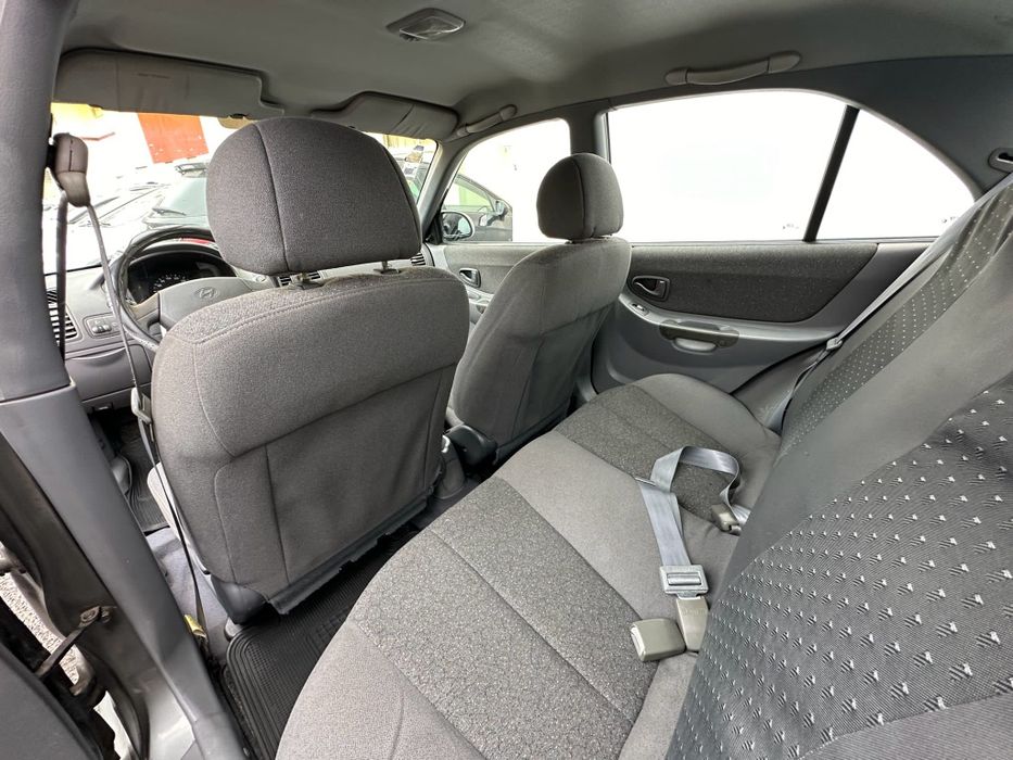 Hyundai accent  1.3