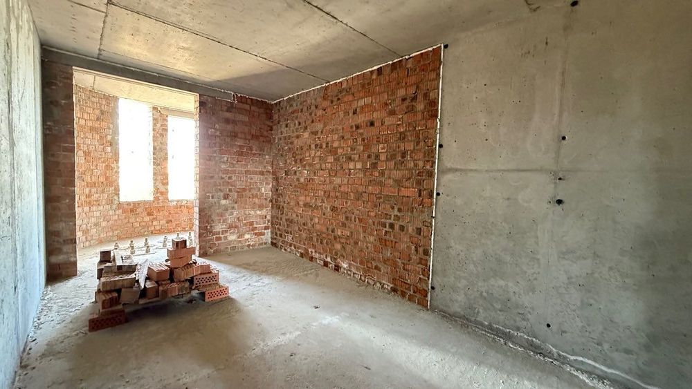 Продаж 2-кім. квартири 65 м²/вул. Миколайчука, 38/Орлика/Галжитлобуд