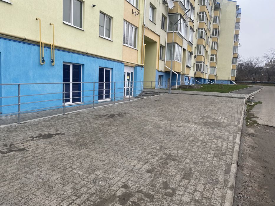 ТЕРМІНОВИЙ ПРОДАЖ !!! Комерція - 72,2 м2 - (500 $/м2)