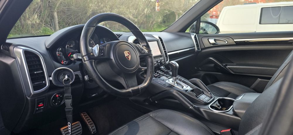 Porsche Cayenne ll S hybrid super preço