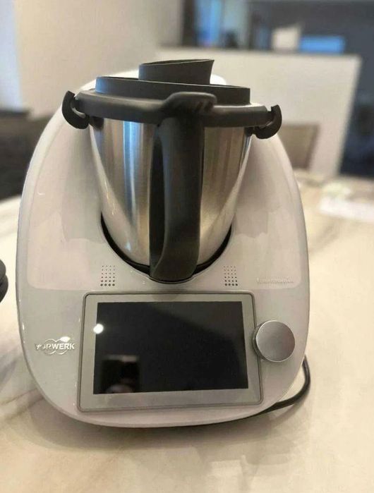 Thermomix TM6 z książką kucharską