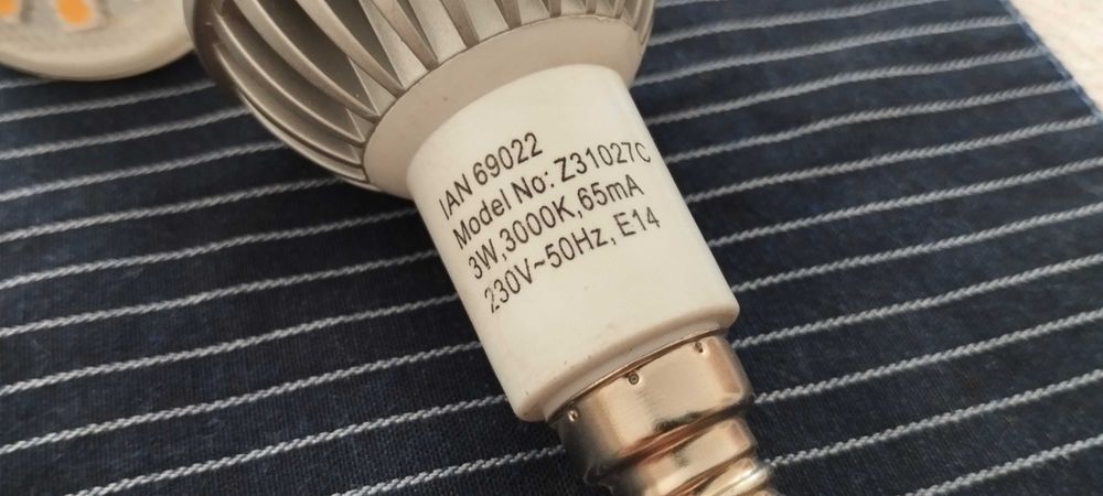 żarówki led 3,0W oraz 2,5W gwint E-14