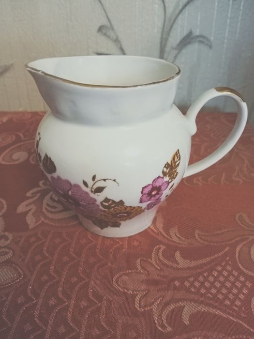 Ємність для молока, вершків