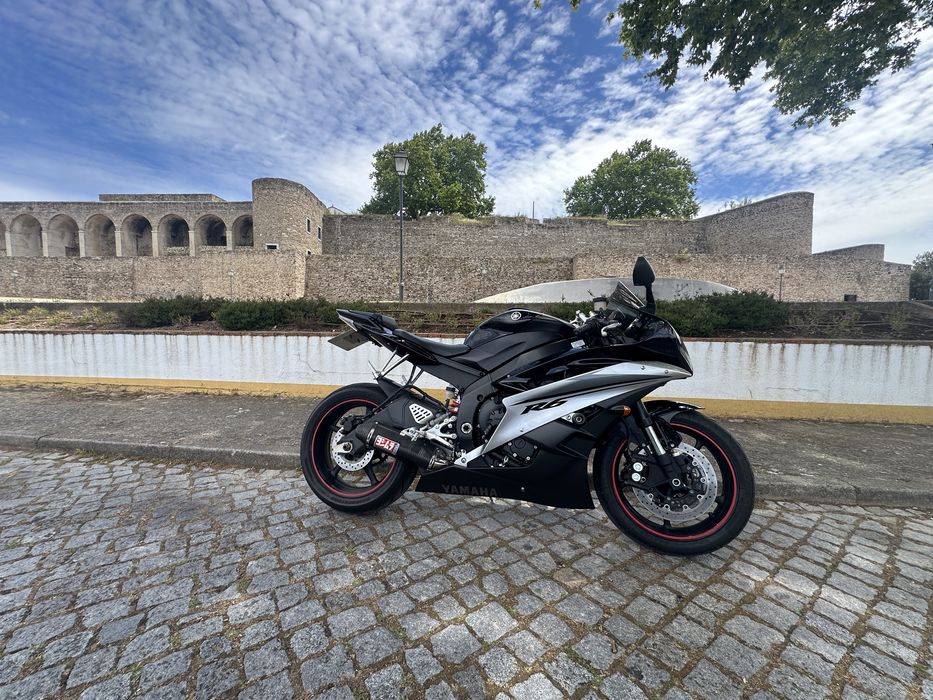 Yzf R6 como nova