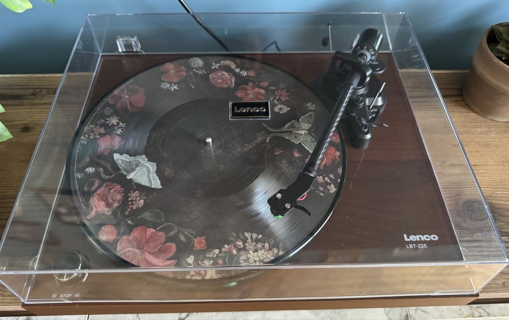 Gramofon Lenco LBT-225WA stan bdb