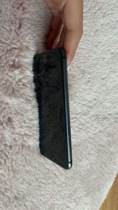 Iphone 8  64gb touch id