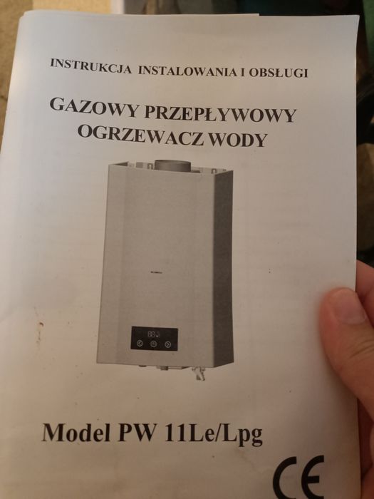 Gazowy przepływowy ogrzewacz wody model pw11Le/Lpg