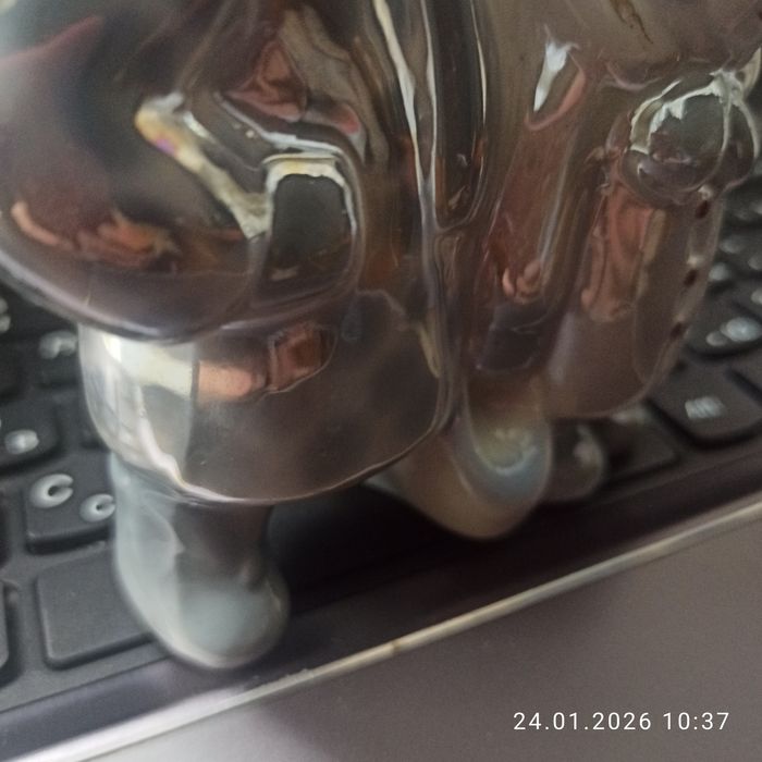 Статуэтка сестрички из "Зимнего дворика"